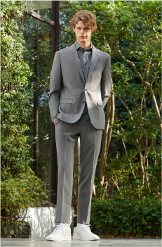 KATHARINE E HAMNETT　イメージ